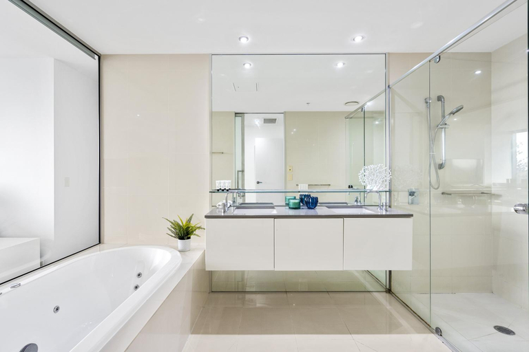 Bathroom 4, Circle on Cavill - QStay, Gold Coast