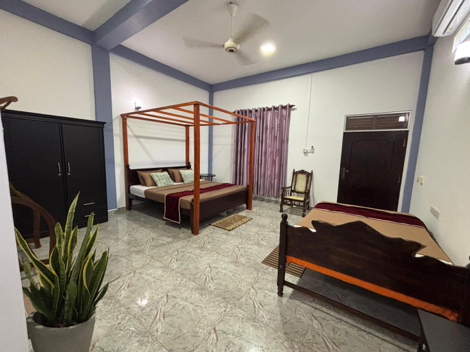 Bedroom 2, Kismet Rest Hotel, Weligama