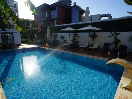 Others 4, Ruwais Otel, Çeşme