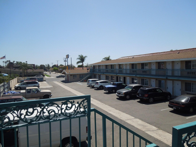 Public Area 3, Castaway Motel, Orange