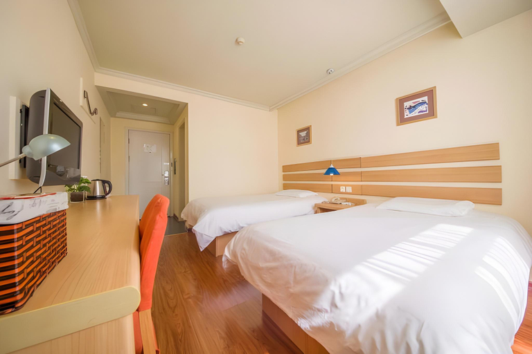 Bedroom 2, Home Inn Jinan Bayi Overpass, Jinan