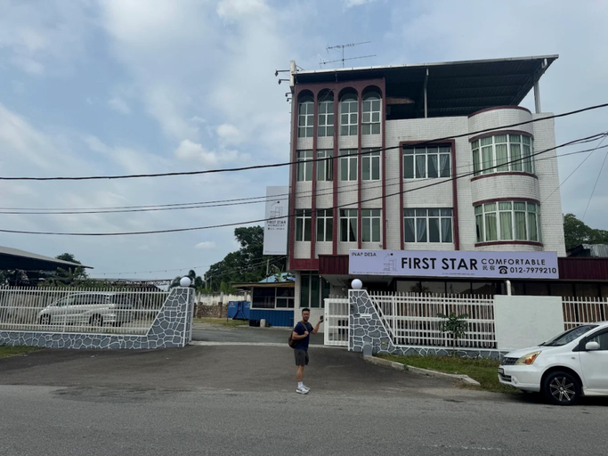 Exterior & Views 4, First Star Homestay - Self Check-in, Kluang