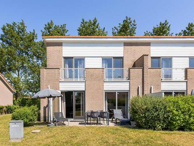 Others 4, Holiday Home in Zeeland near the Coast, Schouwen-Duiveland