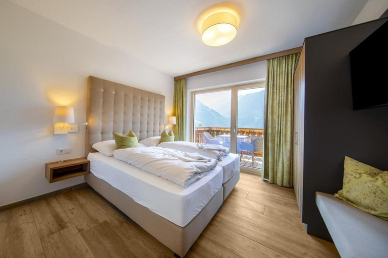 Bedroom 3, Chalet Stay near Krimml Waterfalls, Zell am See