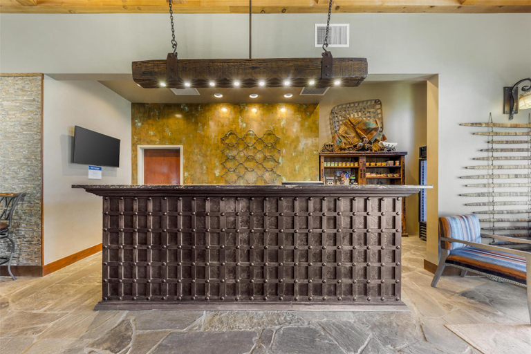 Public Area 2, Best Western Plus Weatherford, Custer