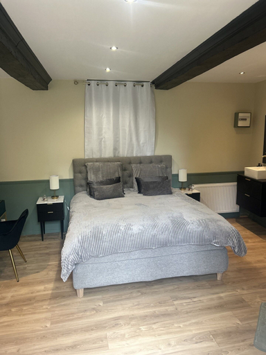 Room 5, Imperial Suite & Spa, Pas-de-Calais