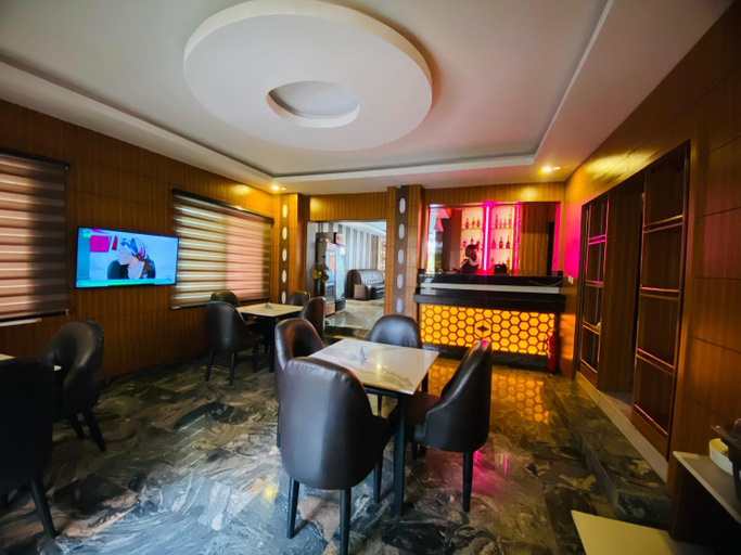 Food & Drinks 2, Presken Hotel @Oniru, Eti-Osa