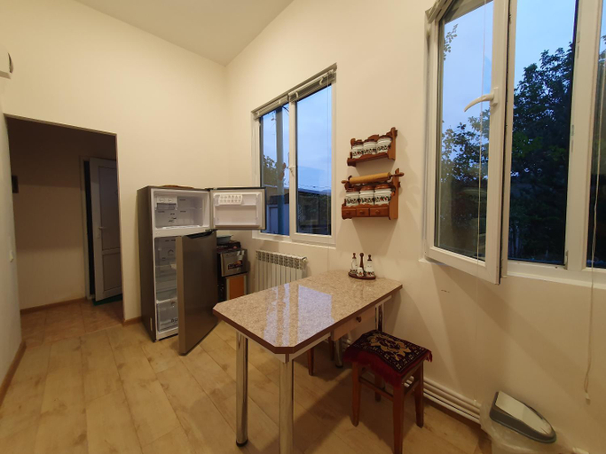 Others 4, Sweet Home