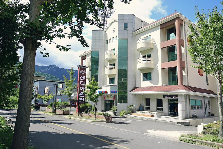 Exterior & Views, Sandia Hot Spring, Ulju