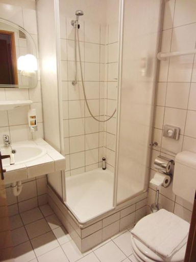Bathroom, Hotel Kallmeyer, Berlin