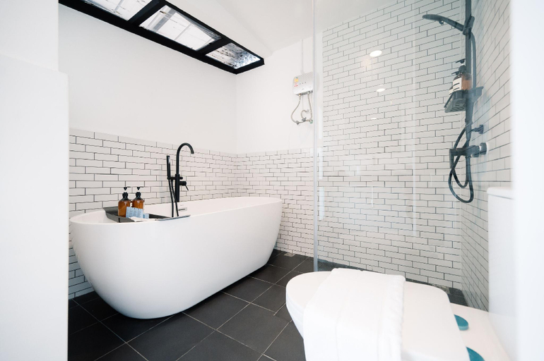 Bathroom 3, Mitt Haus BKK, Chatuchak