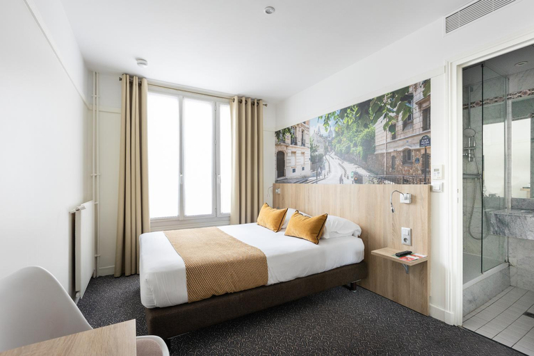 Bedroom, Opera Lafayette Hotel, Paris