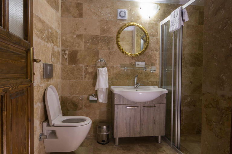 Bathroom 4, Bedrock Cave Hotel, Nevşehir