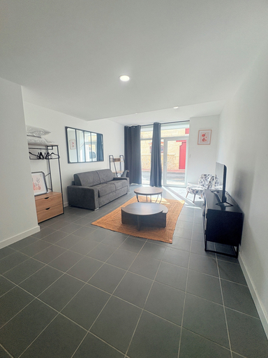 Living area 5, Les chambres du Vignoble, Gironde