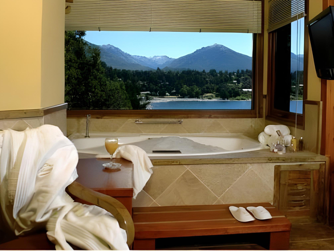 Bathroom 5, Charming Residences & Suites with Private Spa, Bariloche