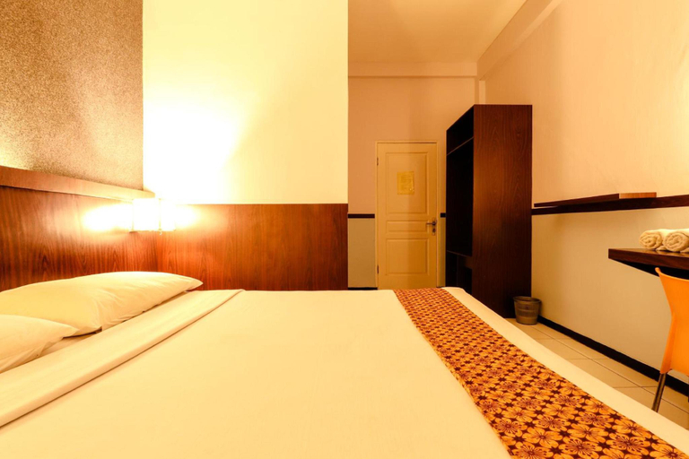 Bedroom 2, J22 Hotel and Residence, Surabaya