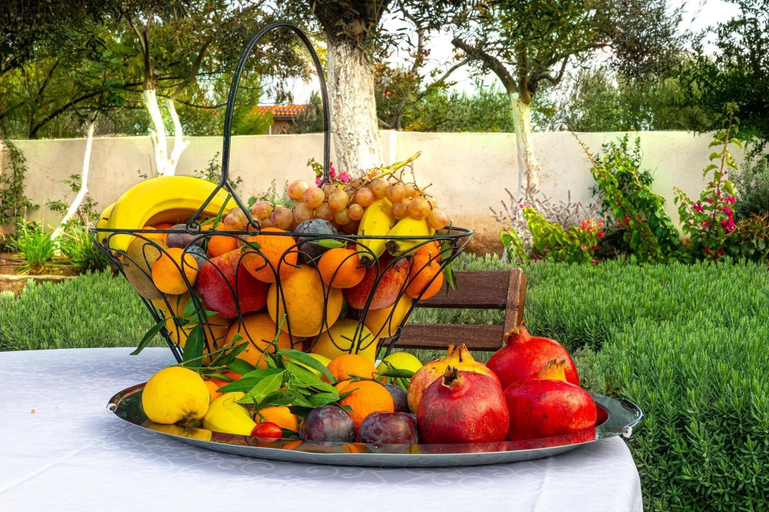 Food & Drinks 5, Comfort Stay Airport Boutique Hotel, Attica