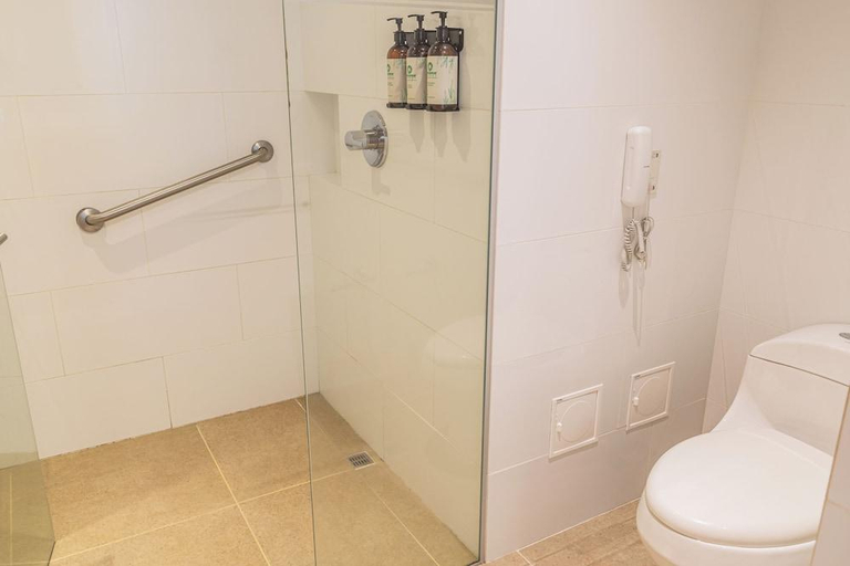 Bathroom 5, Irotama Resort, Santa Marta (Dist. Esp.)