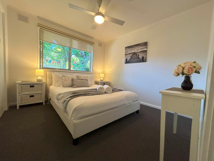 Bedroom 3, Adina Lodge, Alpine - East