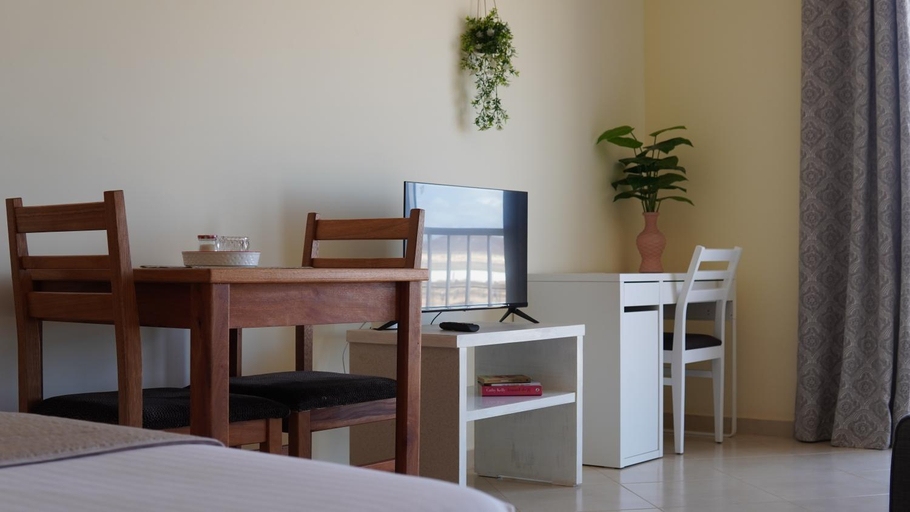 Others 4, Beauty Plaza Suites