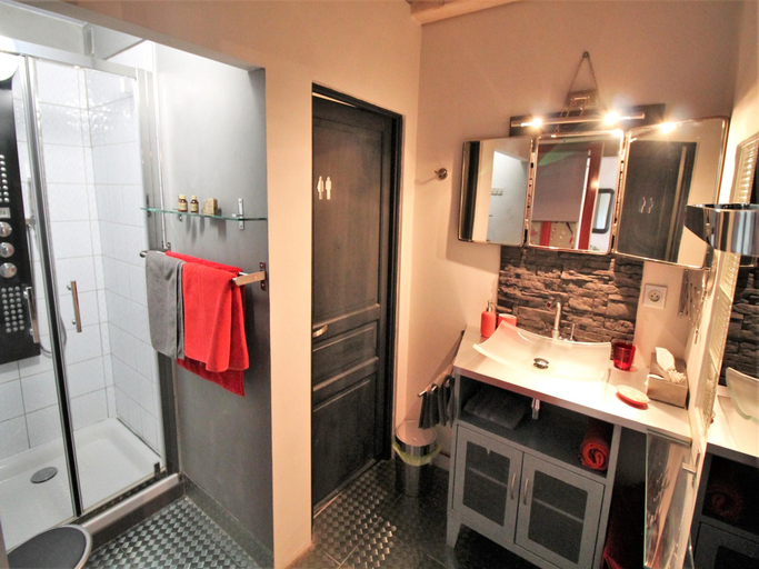 Bathroom 3, Cottage in Saint-Quirin by Lake  Town, Moselle