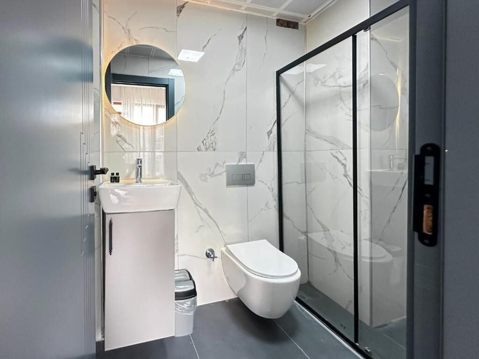 Bathroom 2, Kariva Hotel, Antalya