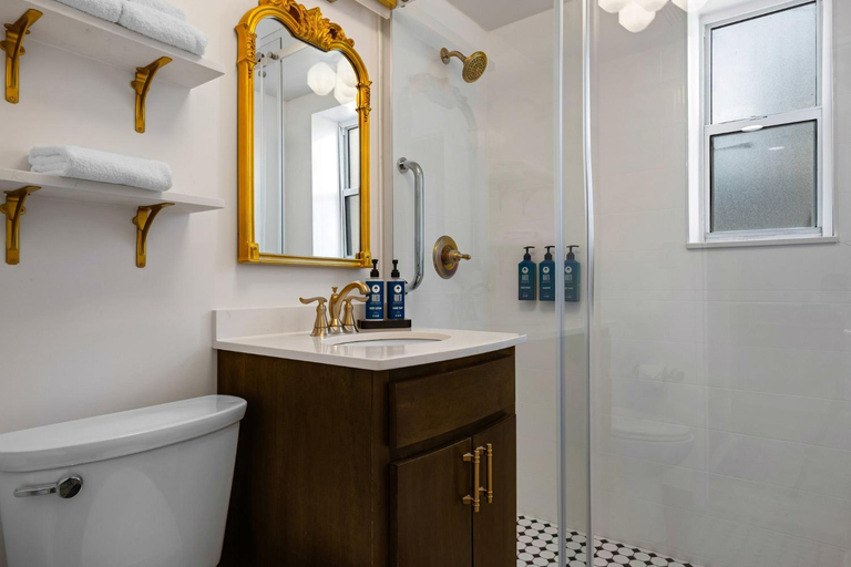 Bathroom 4, Club Wyndham Avenue Plaza, Orleans