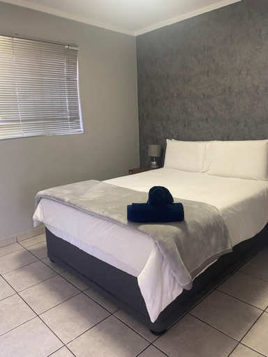 5, Menlyn Place, City of Tshwane