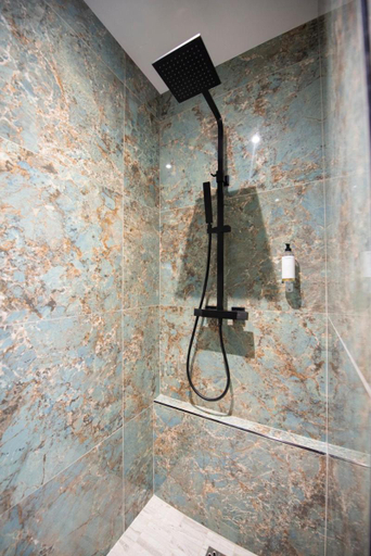 Bathroom 3, O'Lord, 4 Etoiles, Residence de Luxe Champs-Elysees, Paris