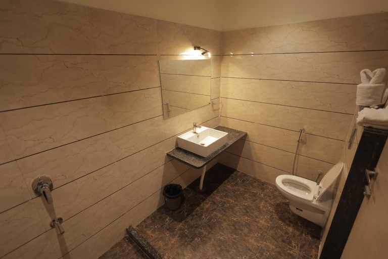 Bathroom 2, Hotel Grand Vasaante, Bhilwara