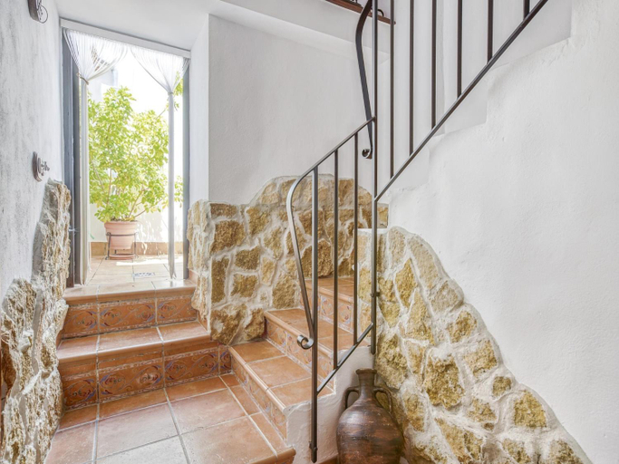 Others 5, Villa in Carcabuey near Sierras Subbeticas Park, Córdoba