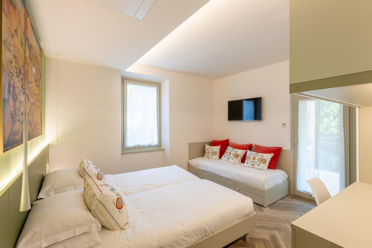 Bedroom 3, Albergo Ristorante Corsini, Modena