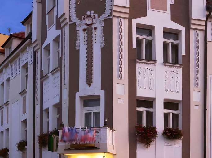 Exterior & Views 3, Hotel U Divadla, Praha 5