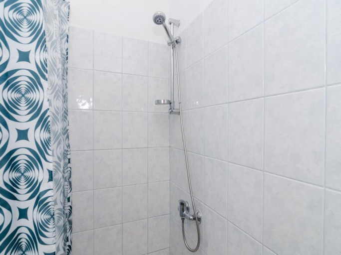 Bathroom 3, Apartments Ammos - Studio Apartment with Shared Terrace and Sea View, Mljet
