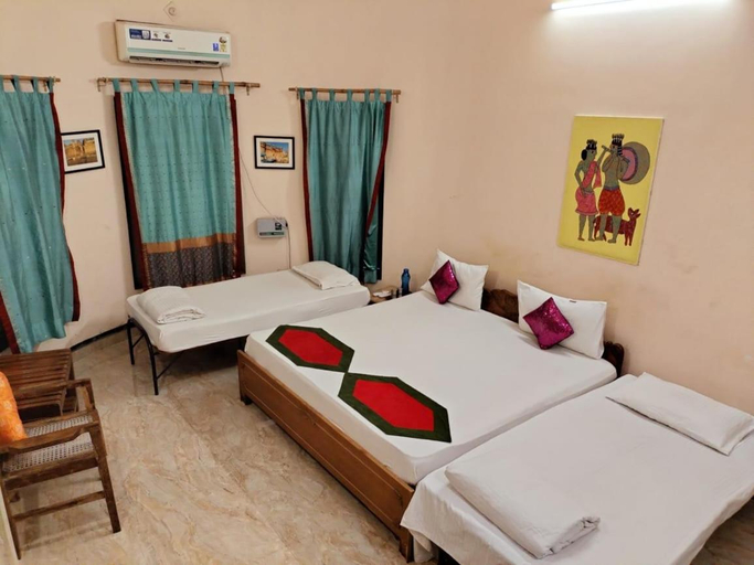 Bedroom 2, Cozy Inn, Varanasi