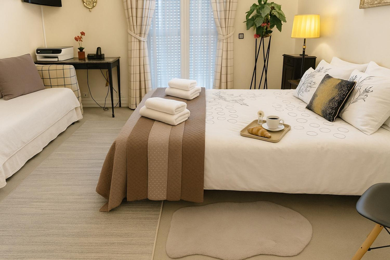 Bedroom 2, ARC de TRIOMPHE - FOCH PALACE with AC, Paris