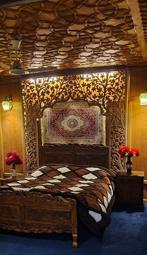 Bedroom 2, Lily Of The World Houseboat, Srinagar