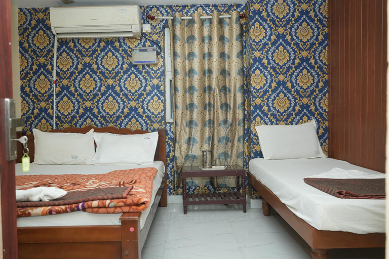 Bedroom 2, Hotel New West Tower, Madurai