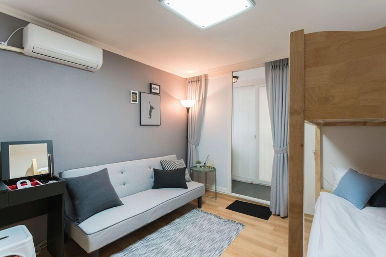 Bedroom 5, The Blossom Yeonnam Guesthouse, Mapo