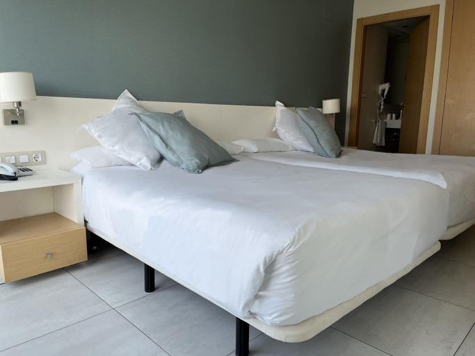 Bedroom 3, Palladium Hotel Peñíscola, Castellón