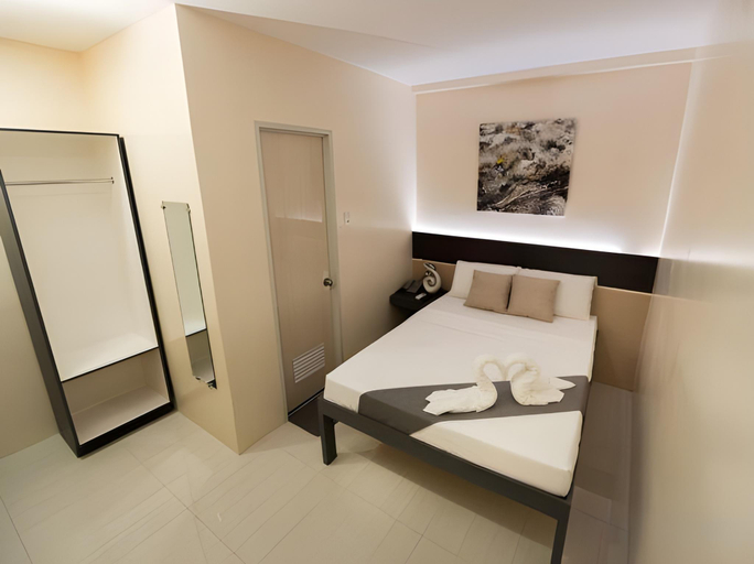 Others 5, Jotel Inn, Davao City