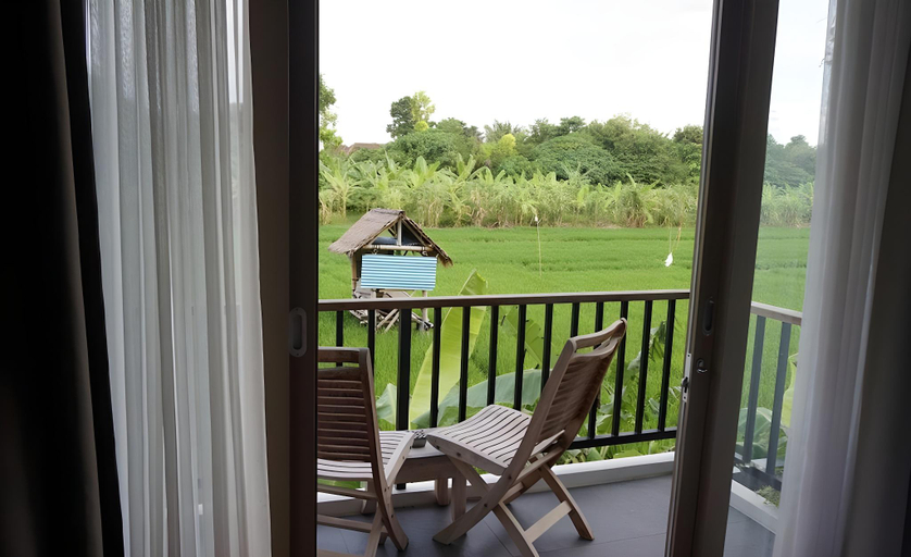 balcony 14