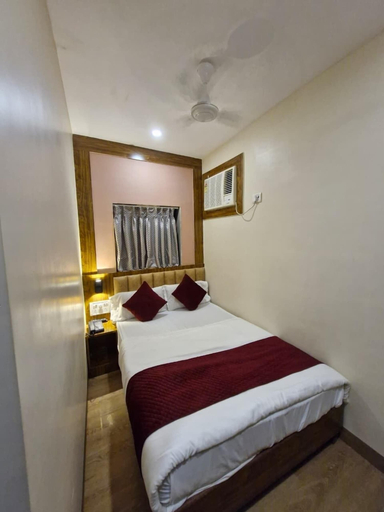 Room 2, Hotel AL-HAMD, Mumbai City