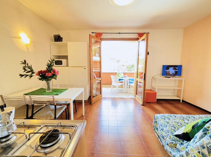 Others 5, Colorful apartment with balcony-Beahost, Venezia