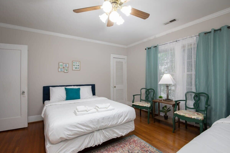 Room 4, Arlington Crescent Revival - Unit 1, Jefferson