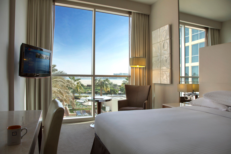 Bedroom 2, YAS PLAZA CIRCUIT by IHG, Yas Island