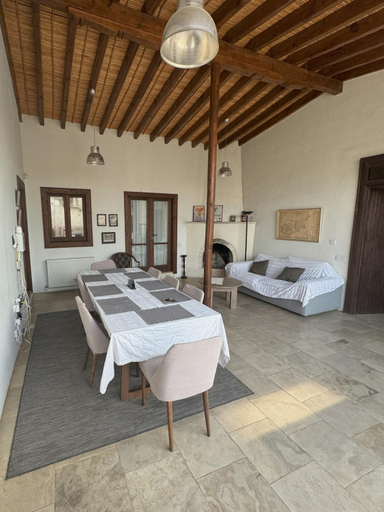 5, The Family Nest - Traditional Serenity