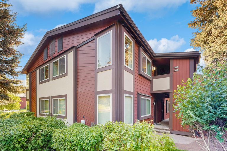 Exterior & Views 1, Atelier 1015, Blaine