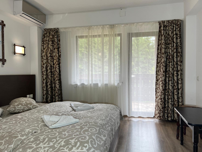 Bedroom, Complex Balea, Capatanenii Pamanteni