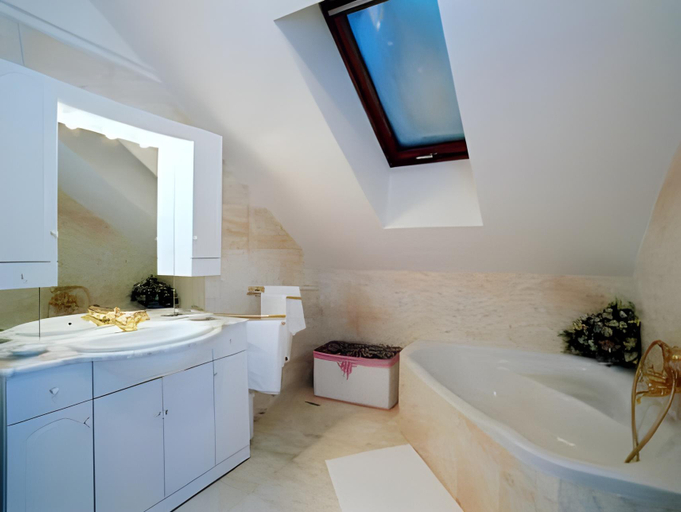 Bathroom, Villa St Oswald Premium Apartments, Innsbruck Land
